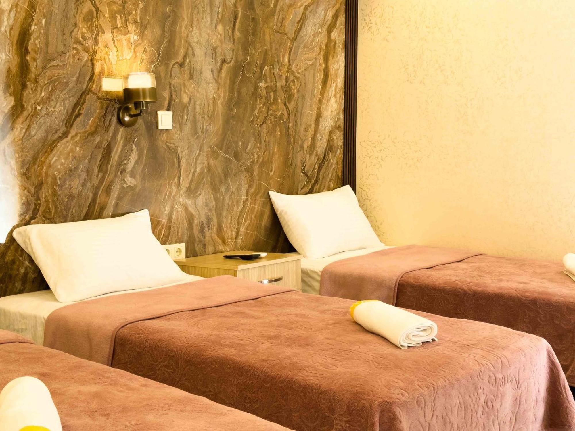 Oez Duenya Hotel Istanbul Exterior photo
